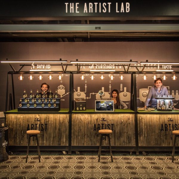 mobile bar, craft beer, the artist, avoid obvious, architecture, interior design, vintage, sustainable, bar, beer, beligum, retail, experiential, future, customization, customed